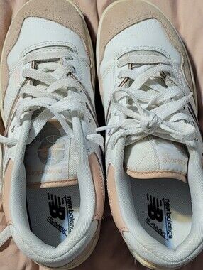 New Balance 550 White and Blush Casual Running Shoes, Sz 6.5